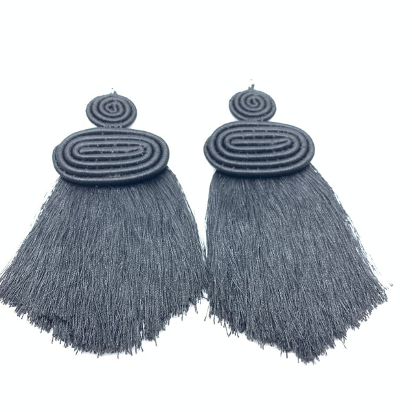 Thread Earrings Neza-Black Variation