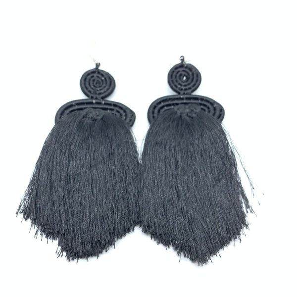 Thread Earrings Neza-Black Variation