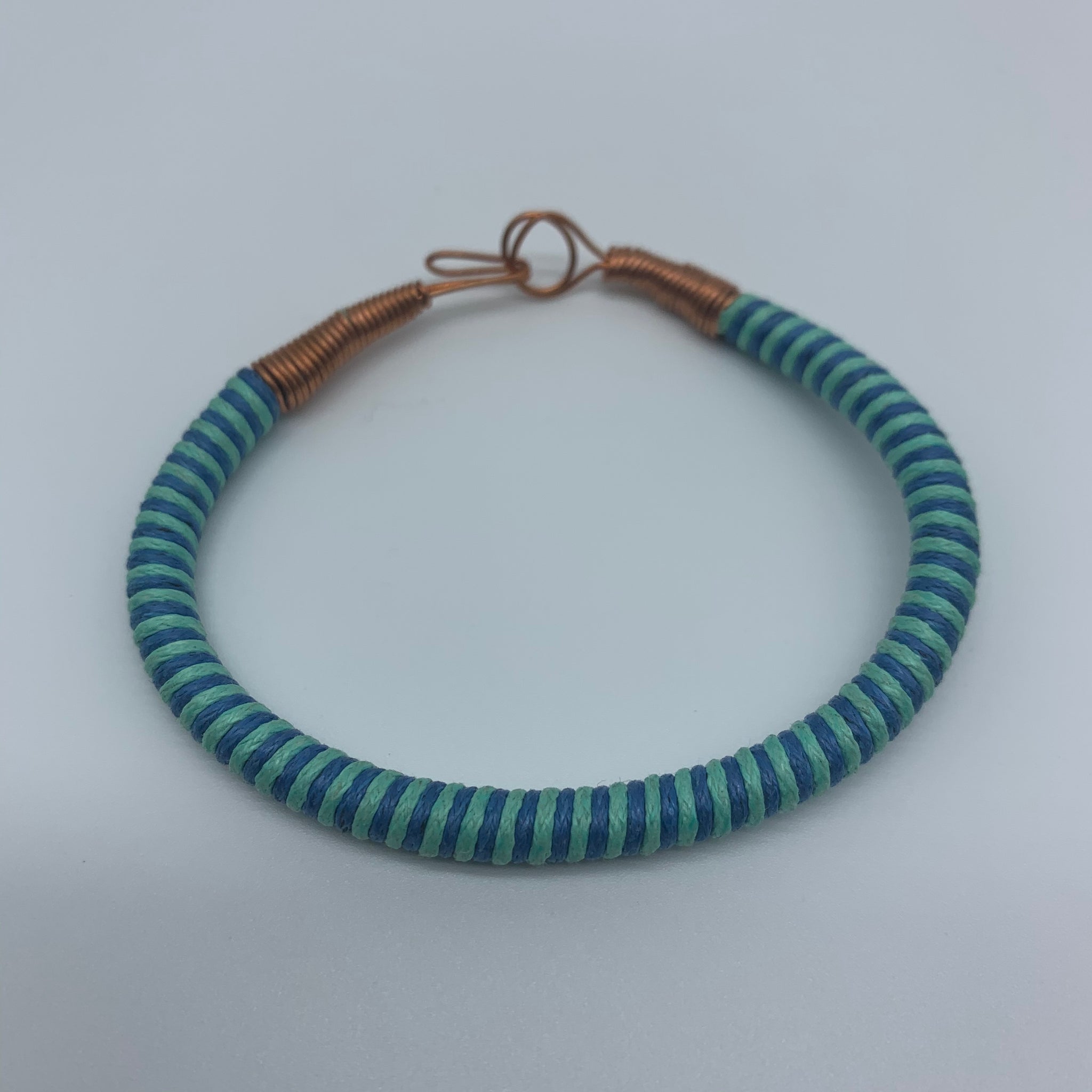 Thread W/Metal Wire Bracelet-Blue Variation - Lillon Boutique
