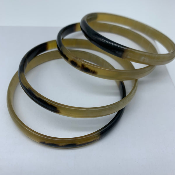 Cow Horn Bangle-S Natural Variation 2 - Lillon Boutique