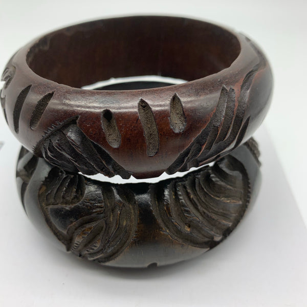 Wooden Bangle-L Carved Brown Variation 2 - Lillon Boutique