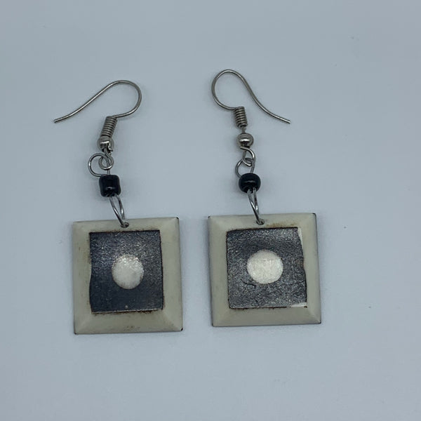 Cow Bone Earrings-Black and White Square - Lillon Boutique