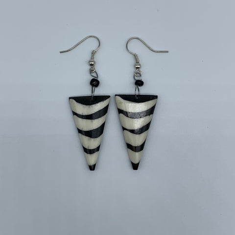 Cow Bone Earrings-Triangle(S) Black and White - Lillon Boutique