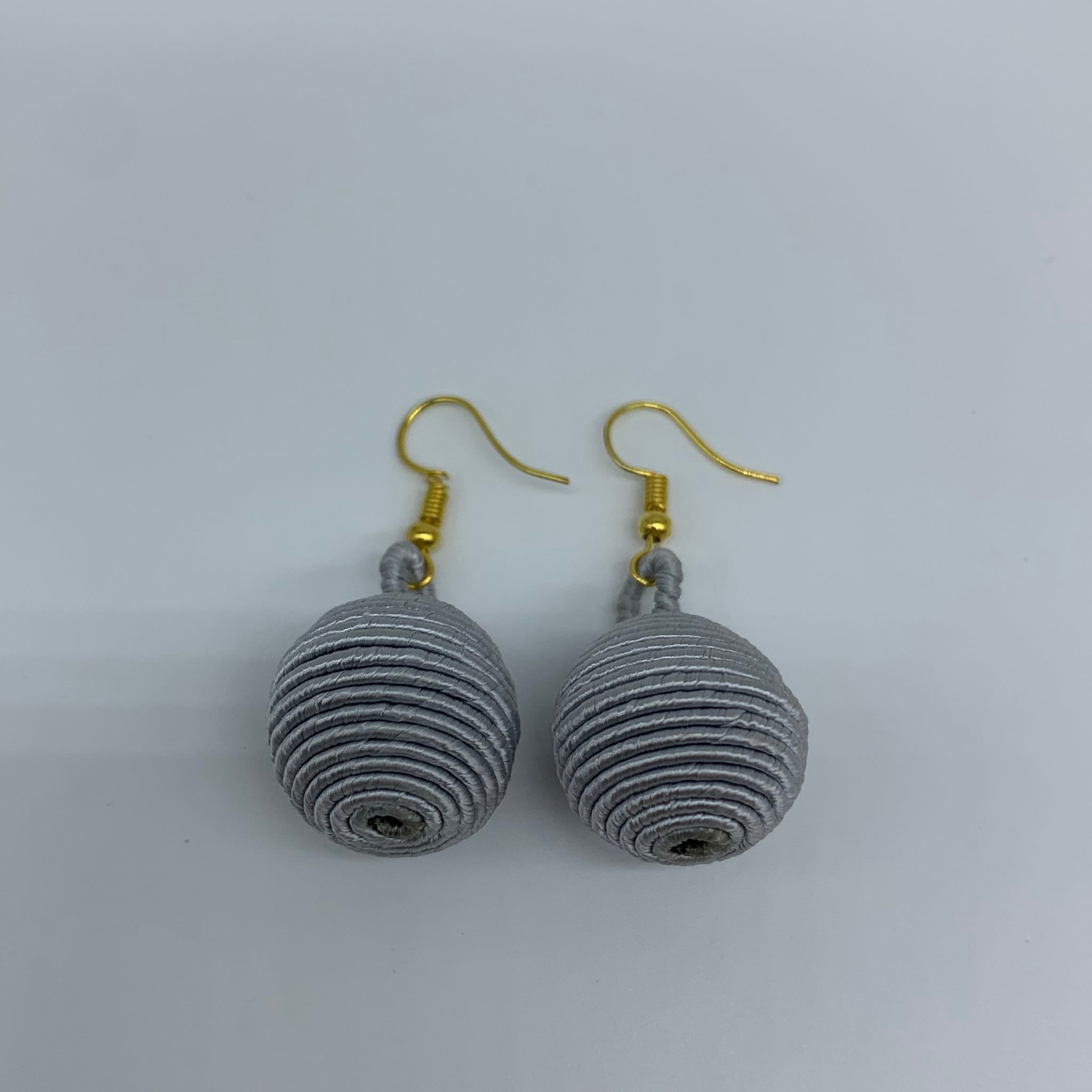Thread W/Metal Earrings- Grey
