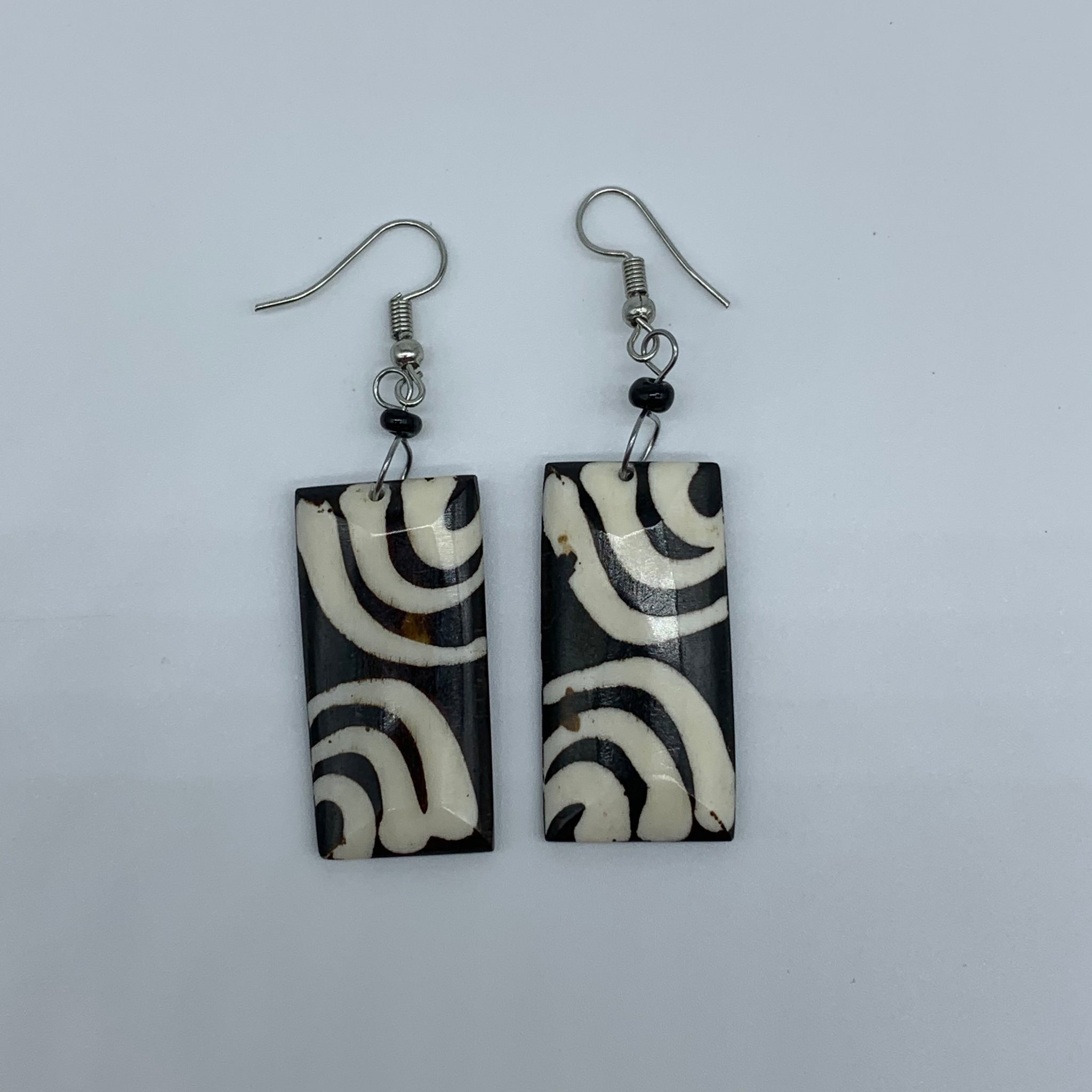Cow Bone Earrings-Rectangle Black and White - Lillon Boutique