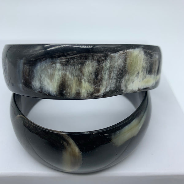 Cow Horn Bangle-L Black Variation 3 - Lillon Boutique