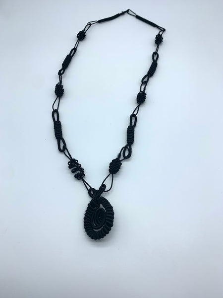 Thread W/Metal Necklace -Black Sira