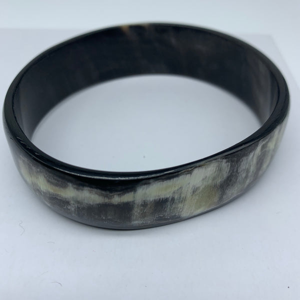 Cow Horn Bangle-L Black Variation 3 - Lillon Boutique