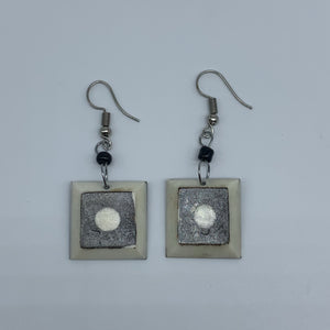 Cow Bone Earrings-Black and White Square - Lillon Boutique