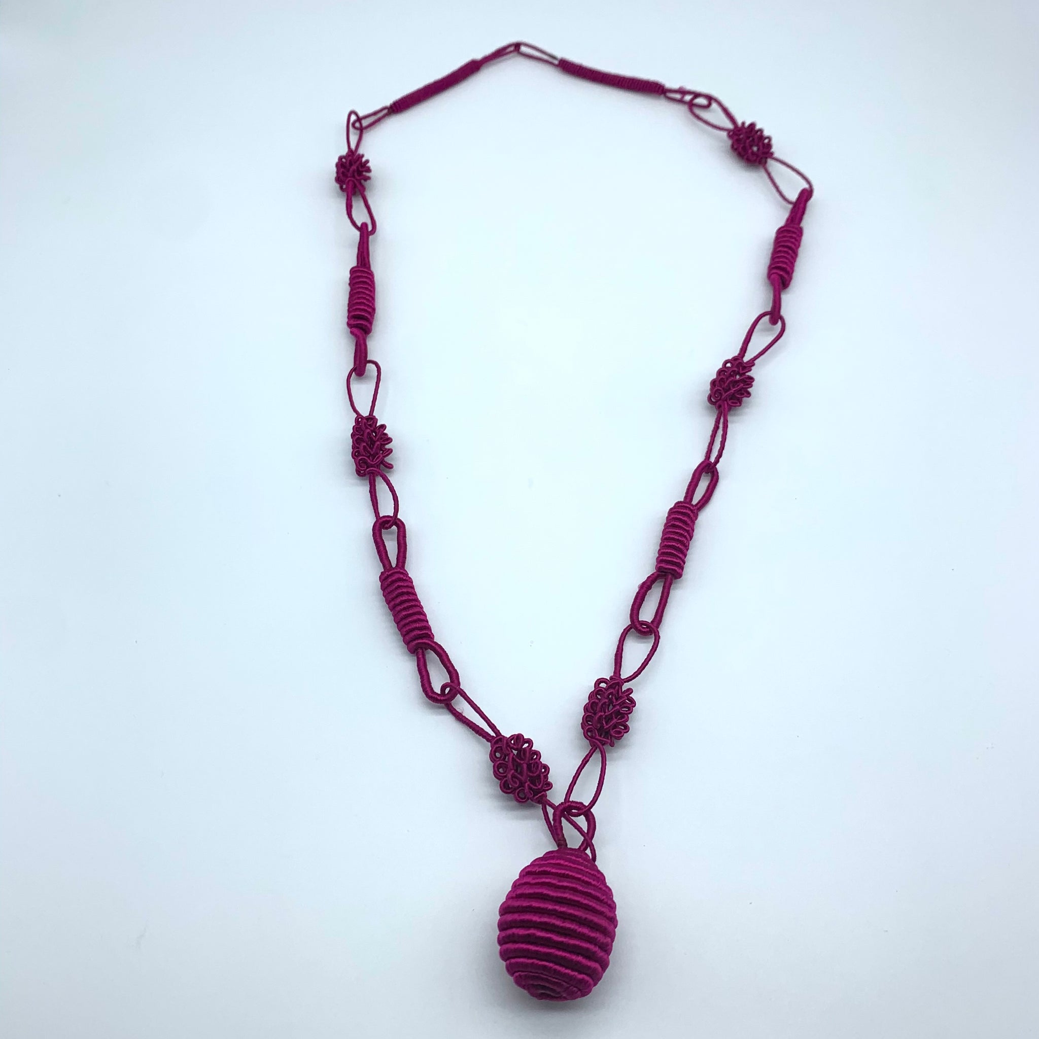 Thread W/Metal Necklace -Pink Rama