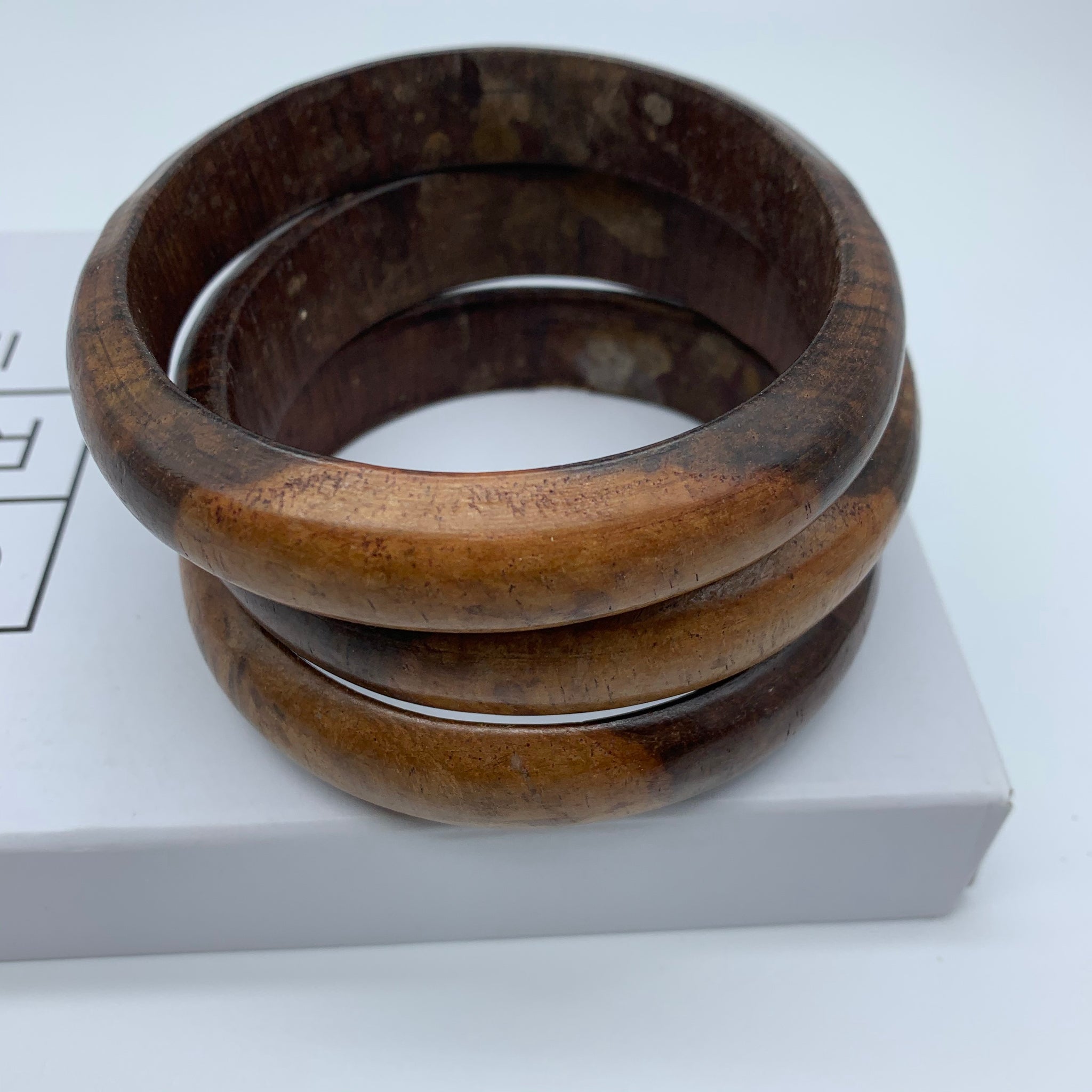 【新品未使用】8SUEDE - RING WOOD BANGLE M Pure Hands Spunky Tropical Wooden Bangles Handmade Sisso Wooden